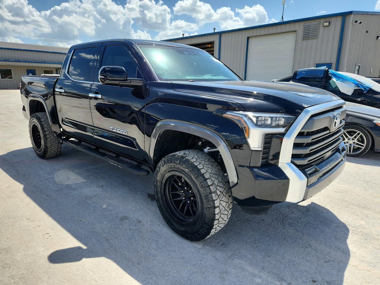 2025 Toyota Tundra Crewmax Limited - Image 4