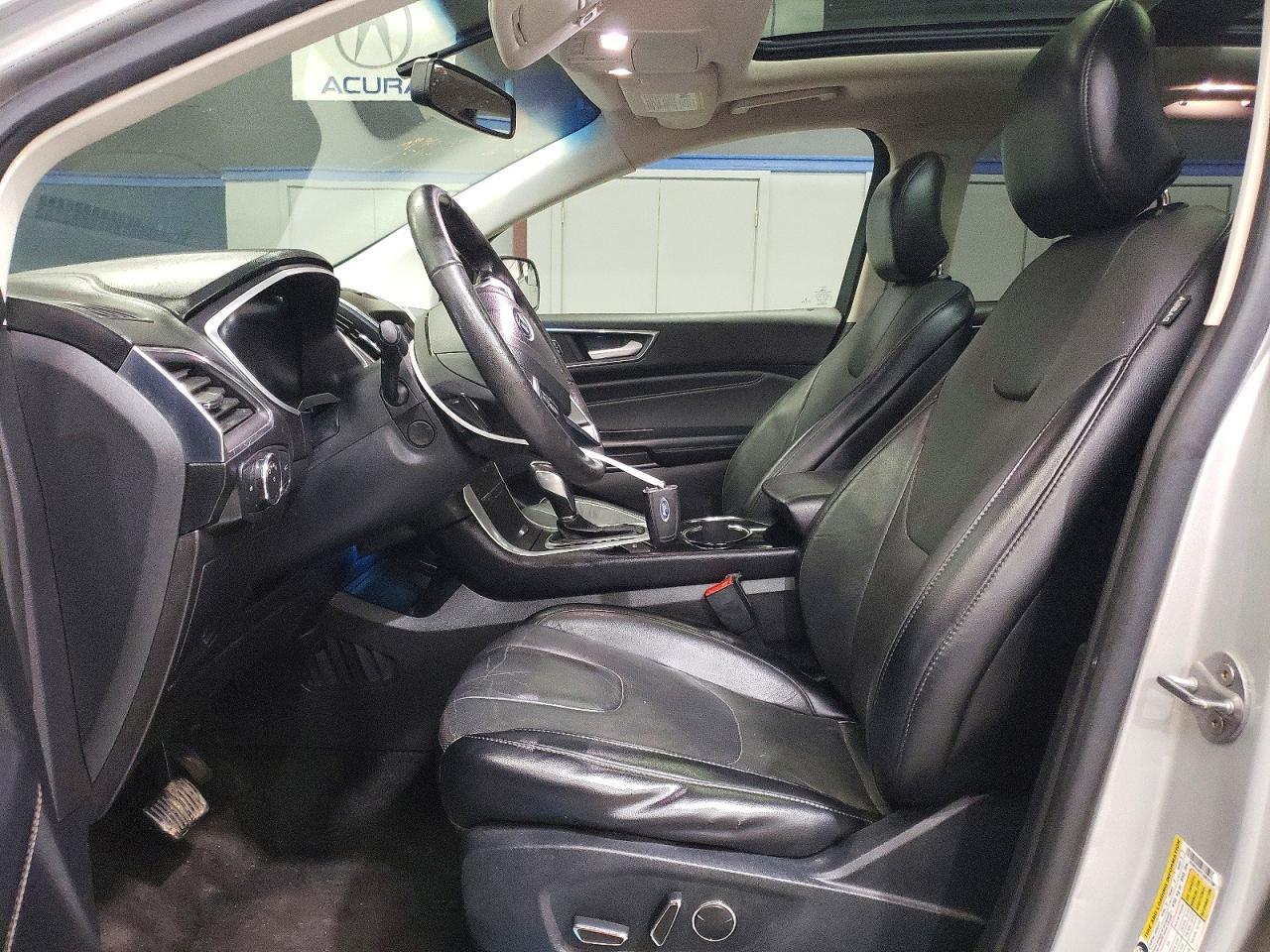 2018 Ford Edge Titanium - Image 7