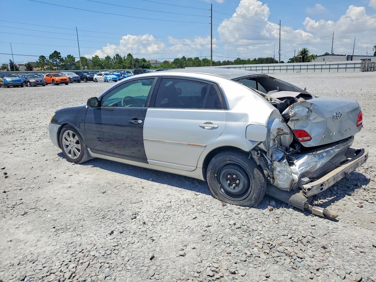 2005 Toyota Avalon Xls - Фото 2