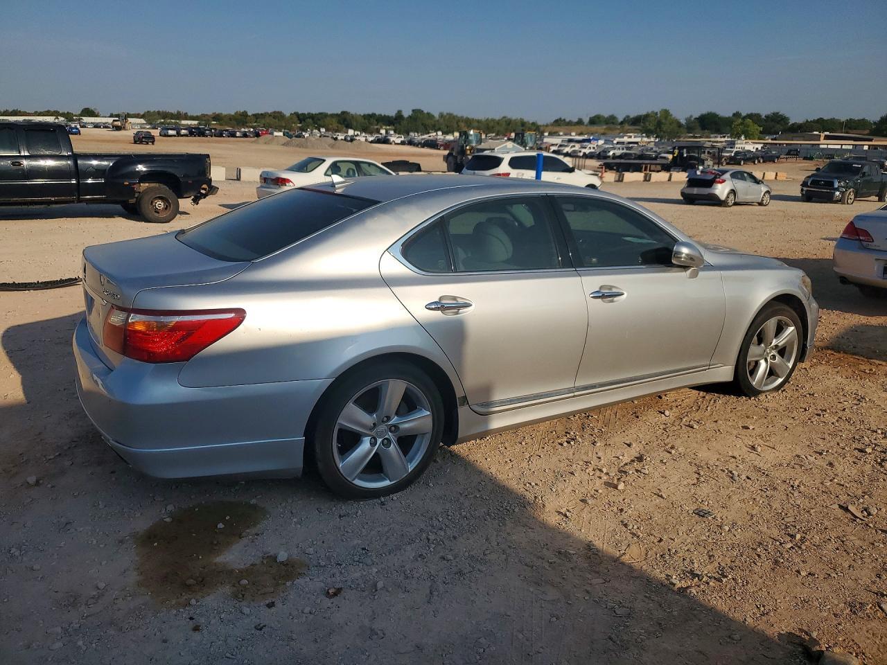 2010 Lexus Ls 460 - Фото 3