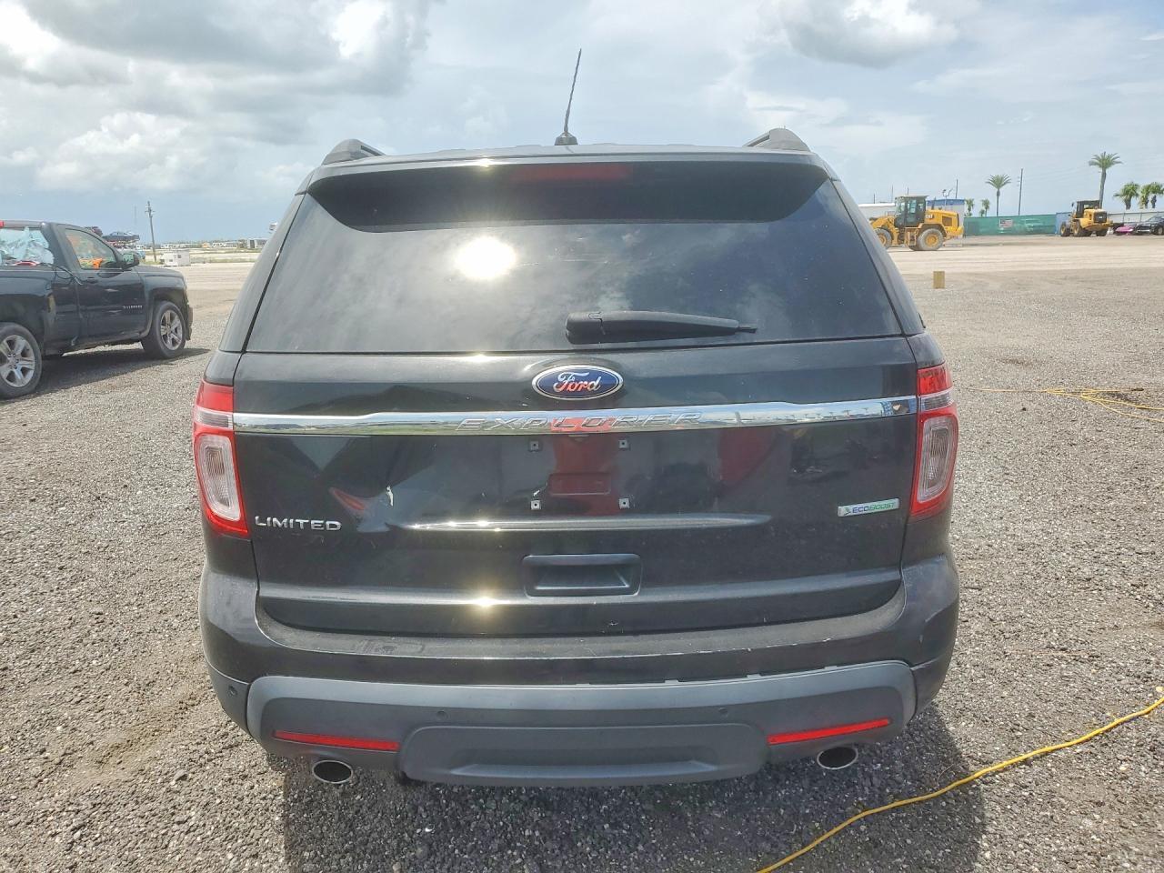 2014 Ford Explorer Limited - Image 6