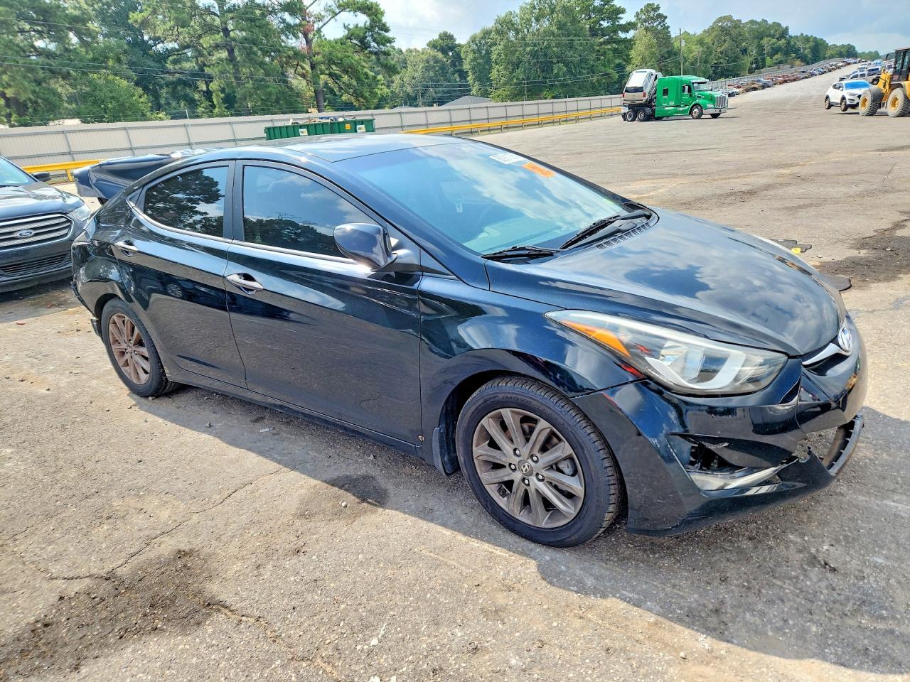 2015 Hyundai Elantra Se - Image 4