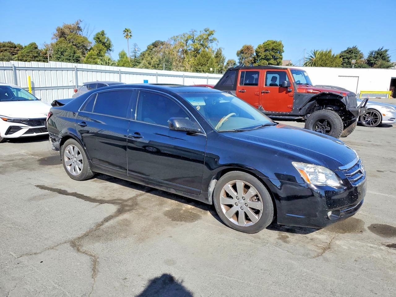 2005 Toyota Avalon Xls - Image 4