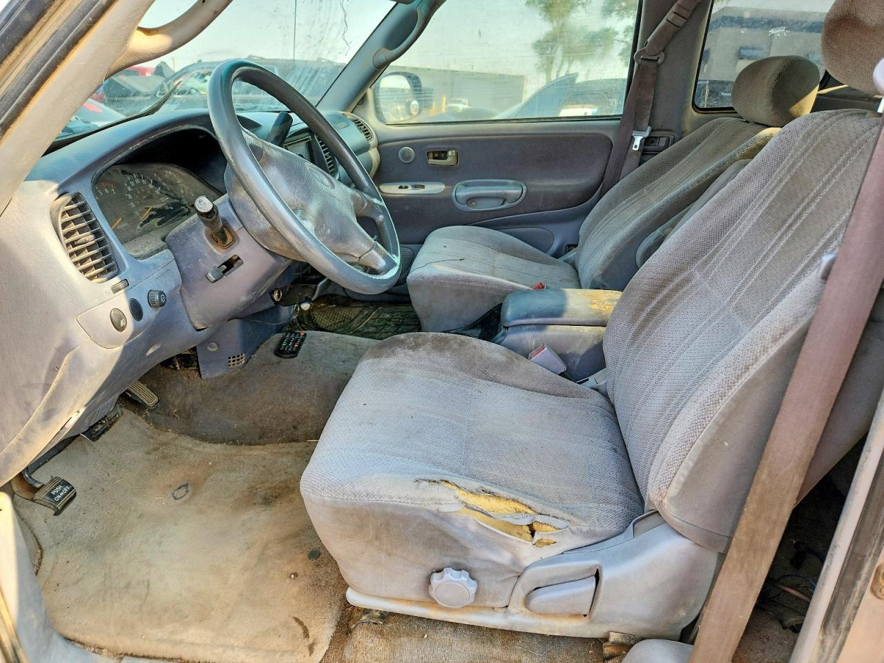 2002 Toyota Tundra Sr5 V8 - Image 7