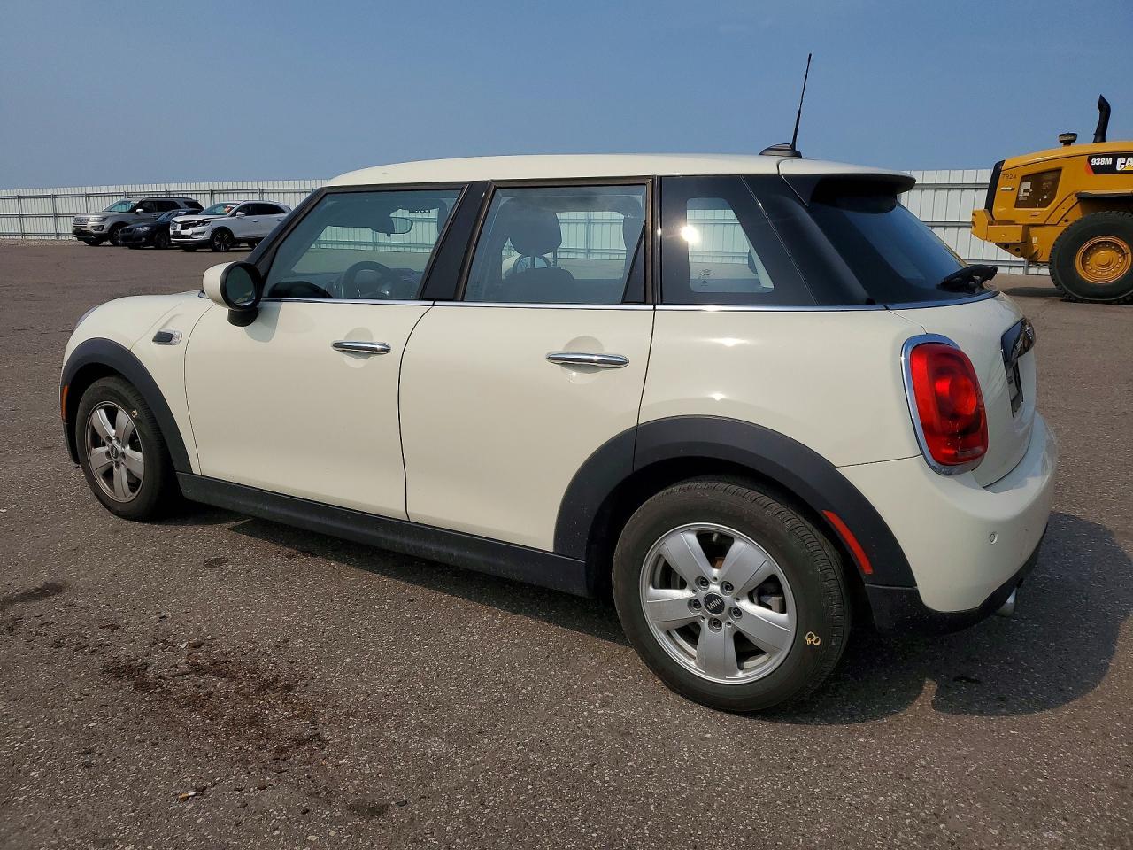 2021 Mini Cooper - Image 2