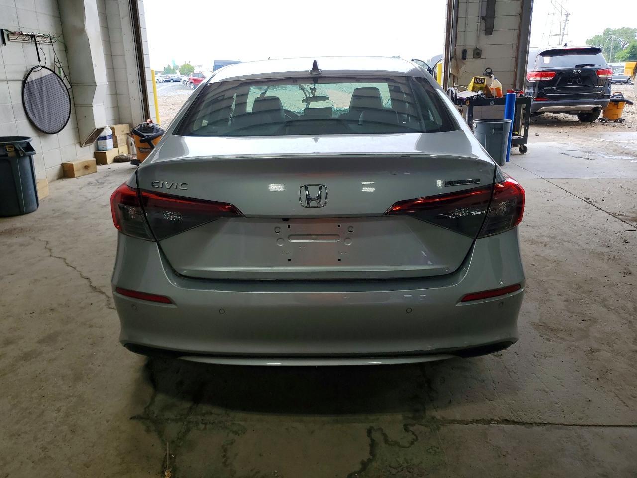 2023 Honda Civic Touring - Фото 6