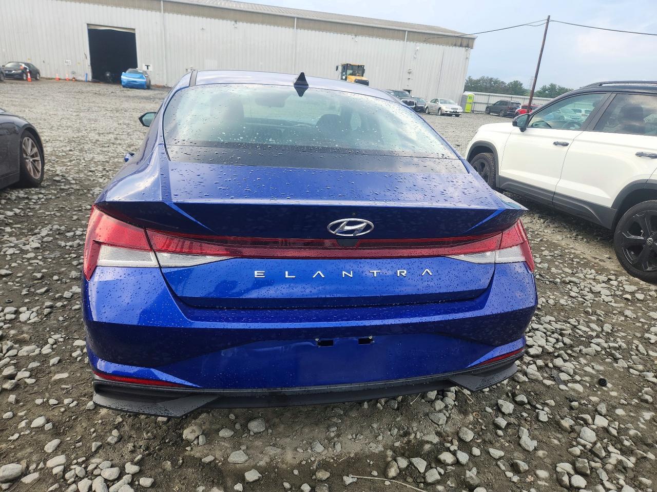 2021 Hyundai Elantra Se - Фото 6