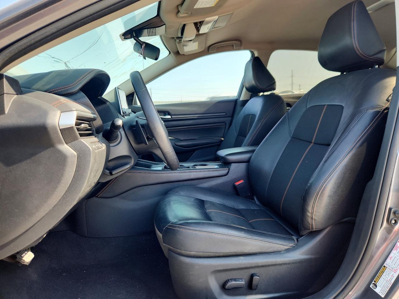 2022 Nissan Altima Sr - Image 7