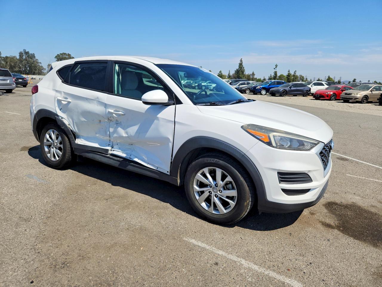 2020 Hyundai Tucson Se - Image 4