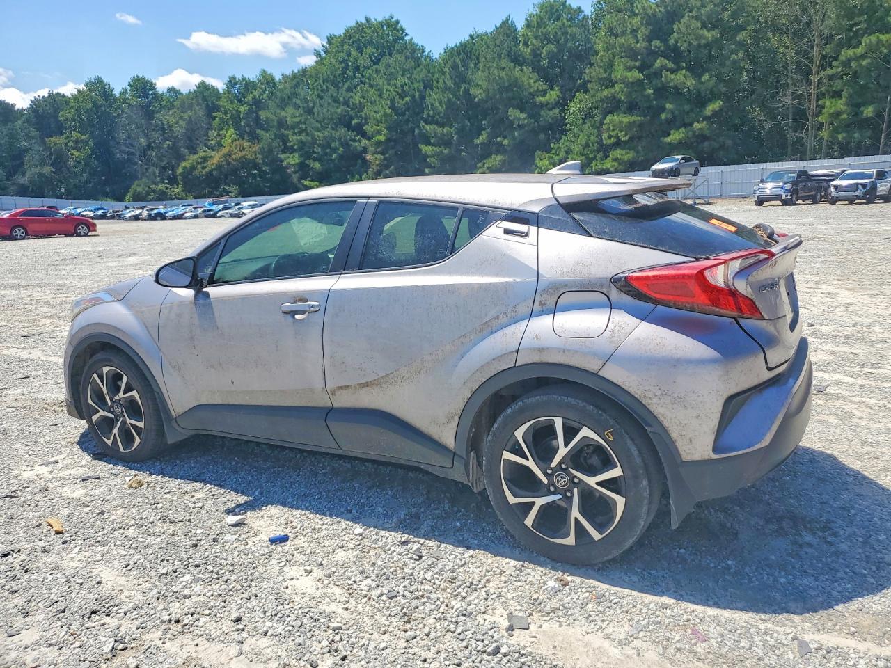 2018 Toyota C-Hr Xle - Image 2