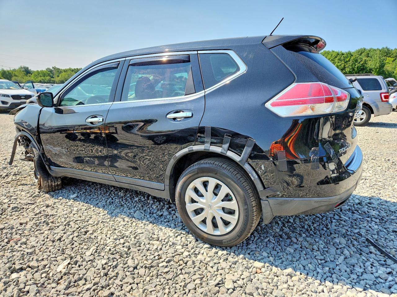 2015 Nissan Rogue S - Фото 2