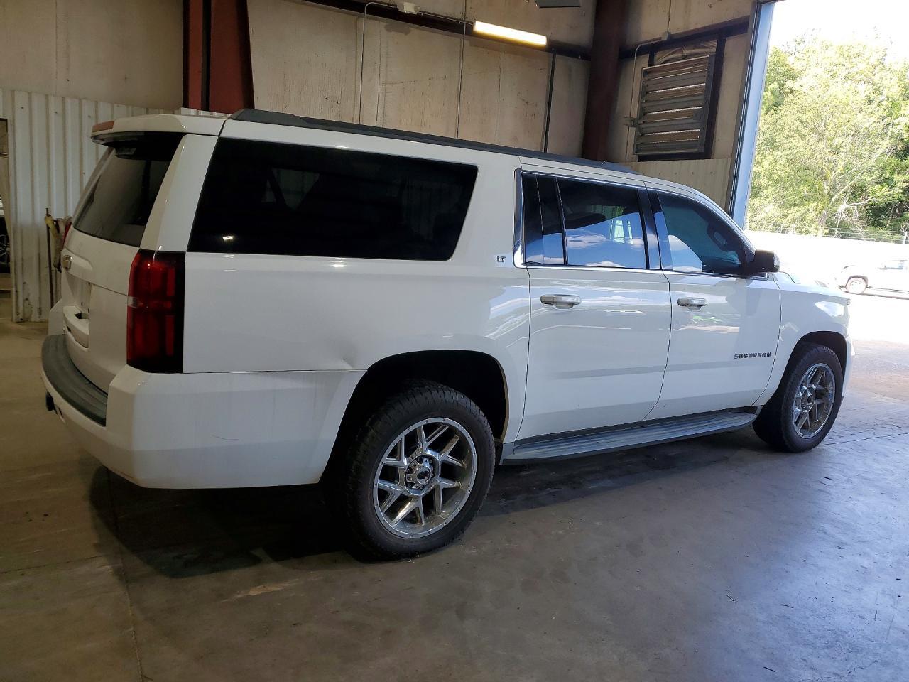 2015 Chevrolet Suburban C1500 Lt - Фото 3