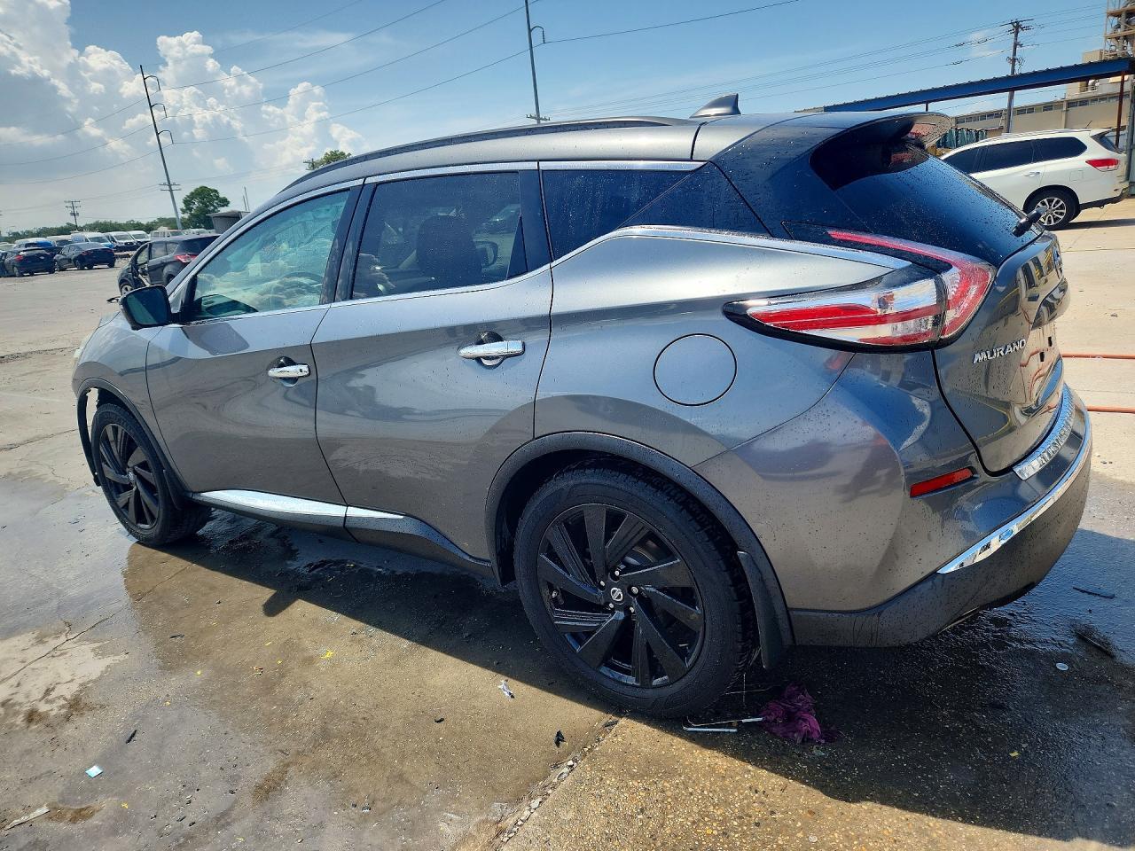 2017 Nissan Murano Platinum - Image 2