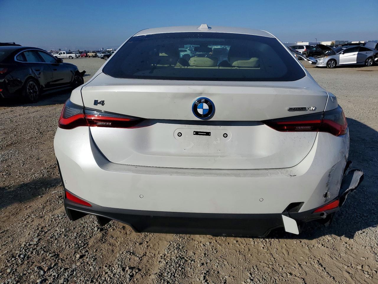 2025 BMW I4 Edrive 40 - Фото 6