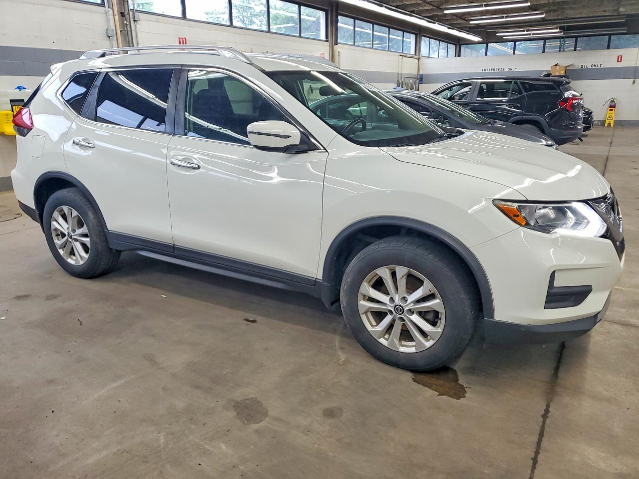 2018 Nissan Rogue S - Image 4