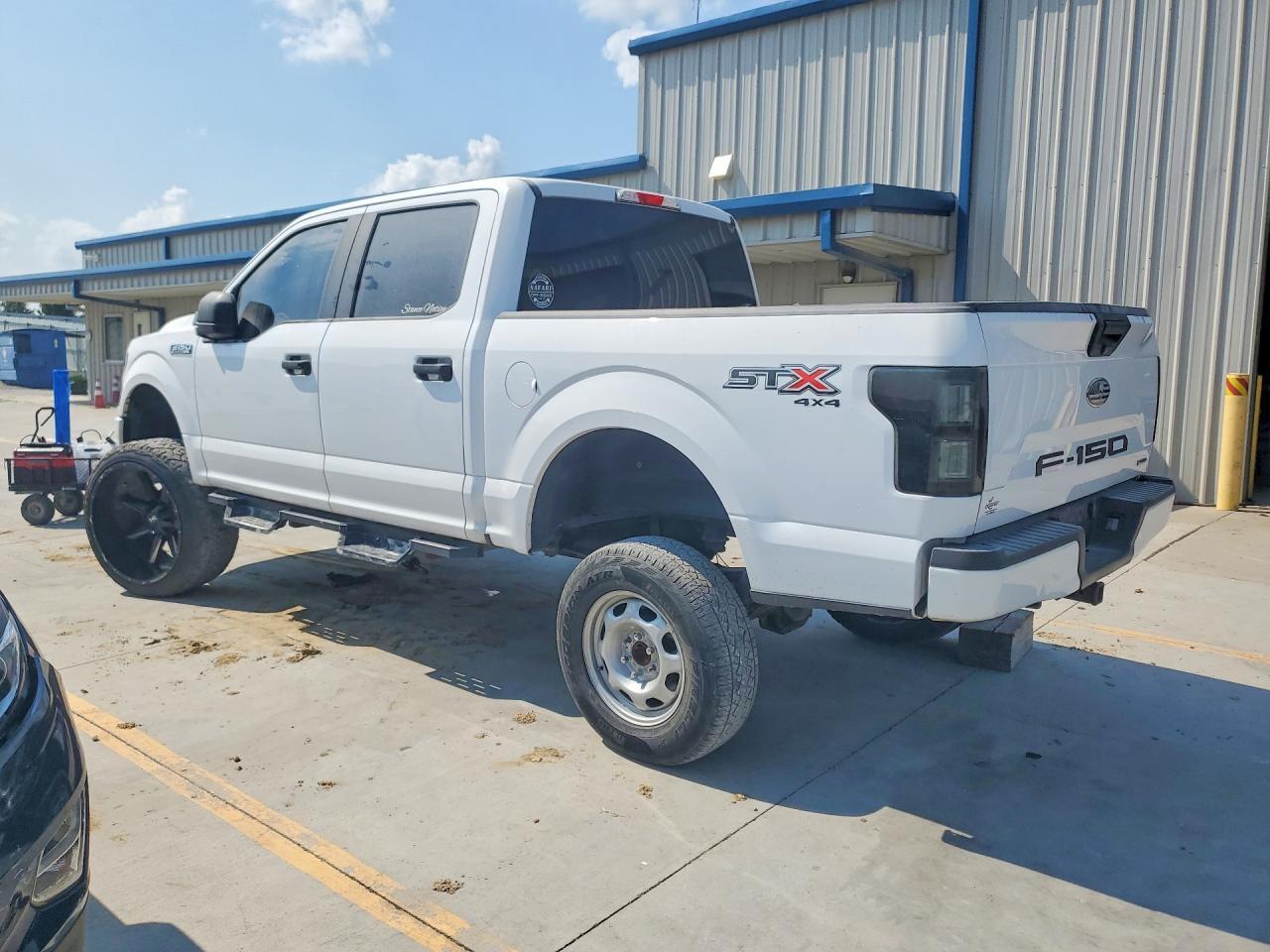 2019 Ford F150 Supercrew - Фото 2
