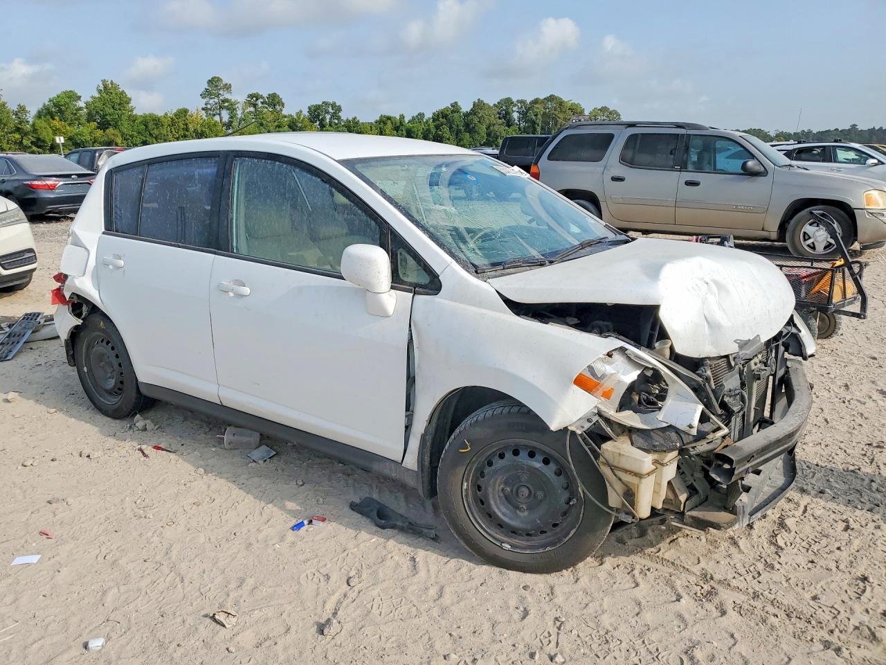 2009 Nissan Versa 1.8 S - Image 4