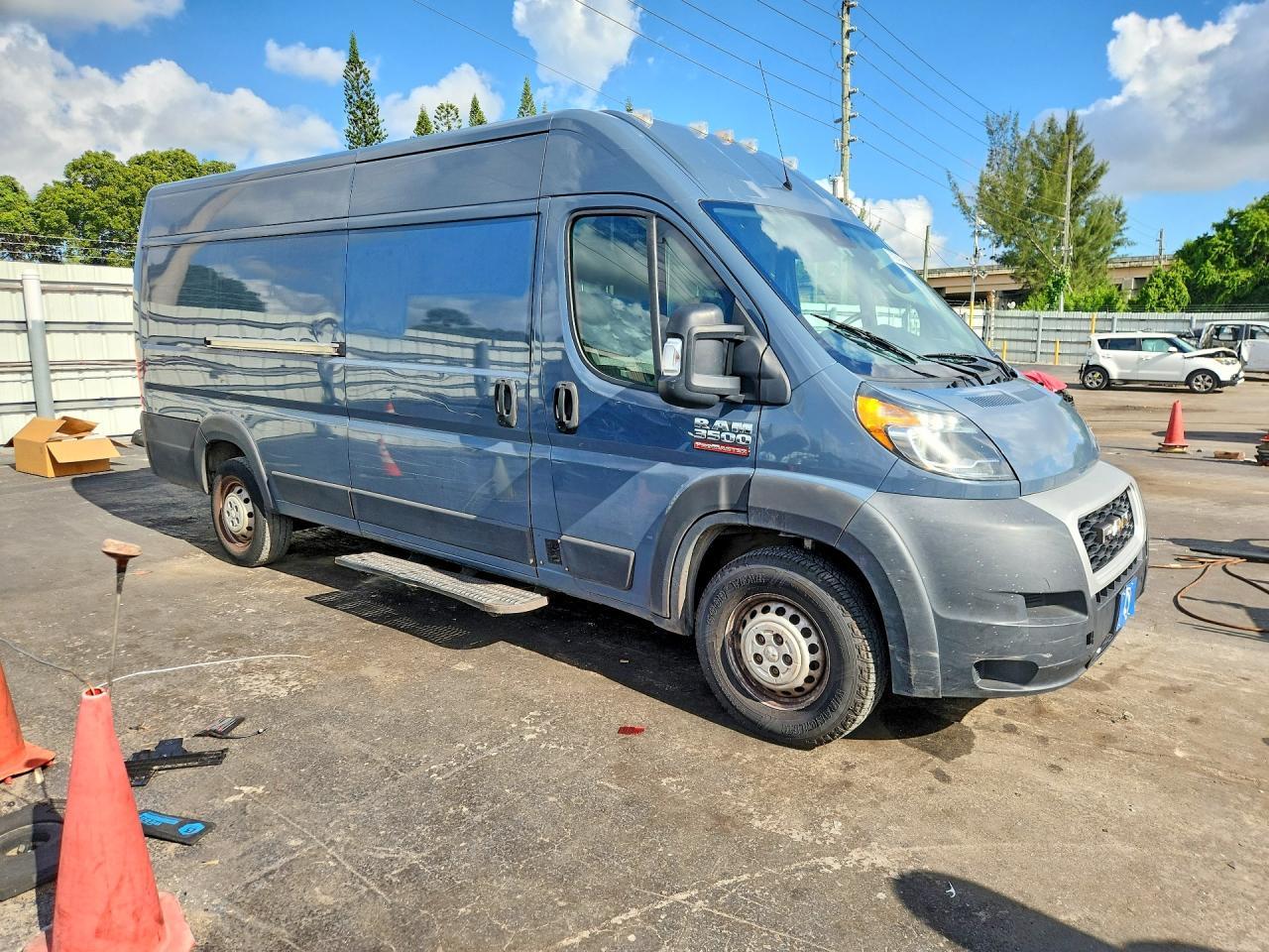 2021 Ram Promaster 3500 Delivery Van - Image 4