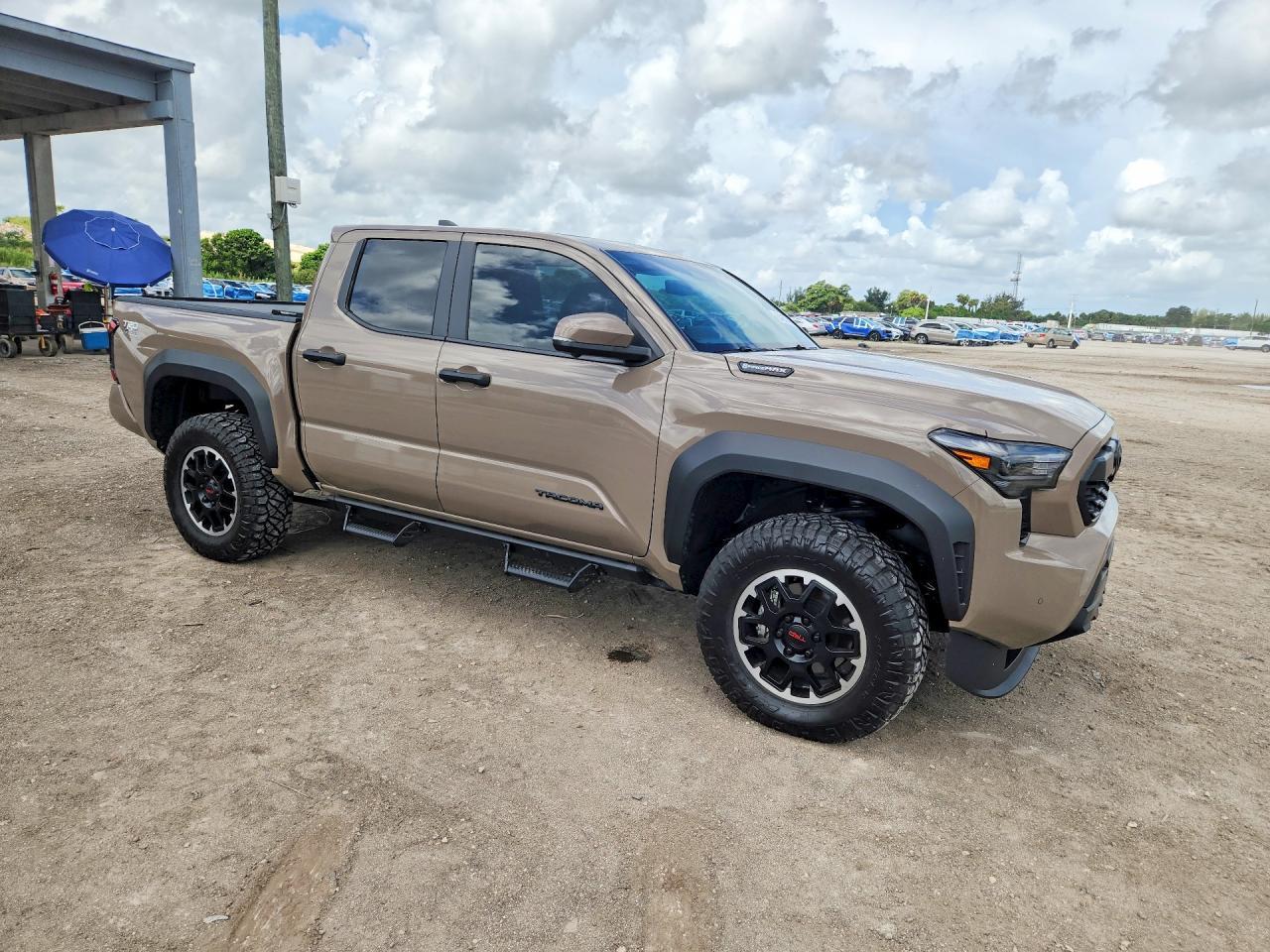 2026 Toyota Tacoma Trd Off-Road Hv - Image 4