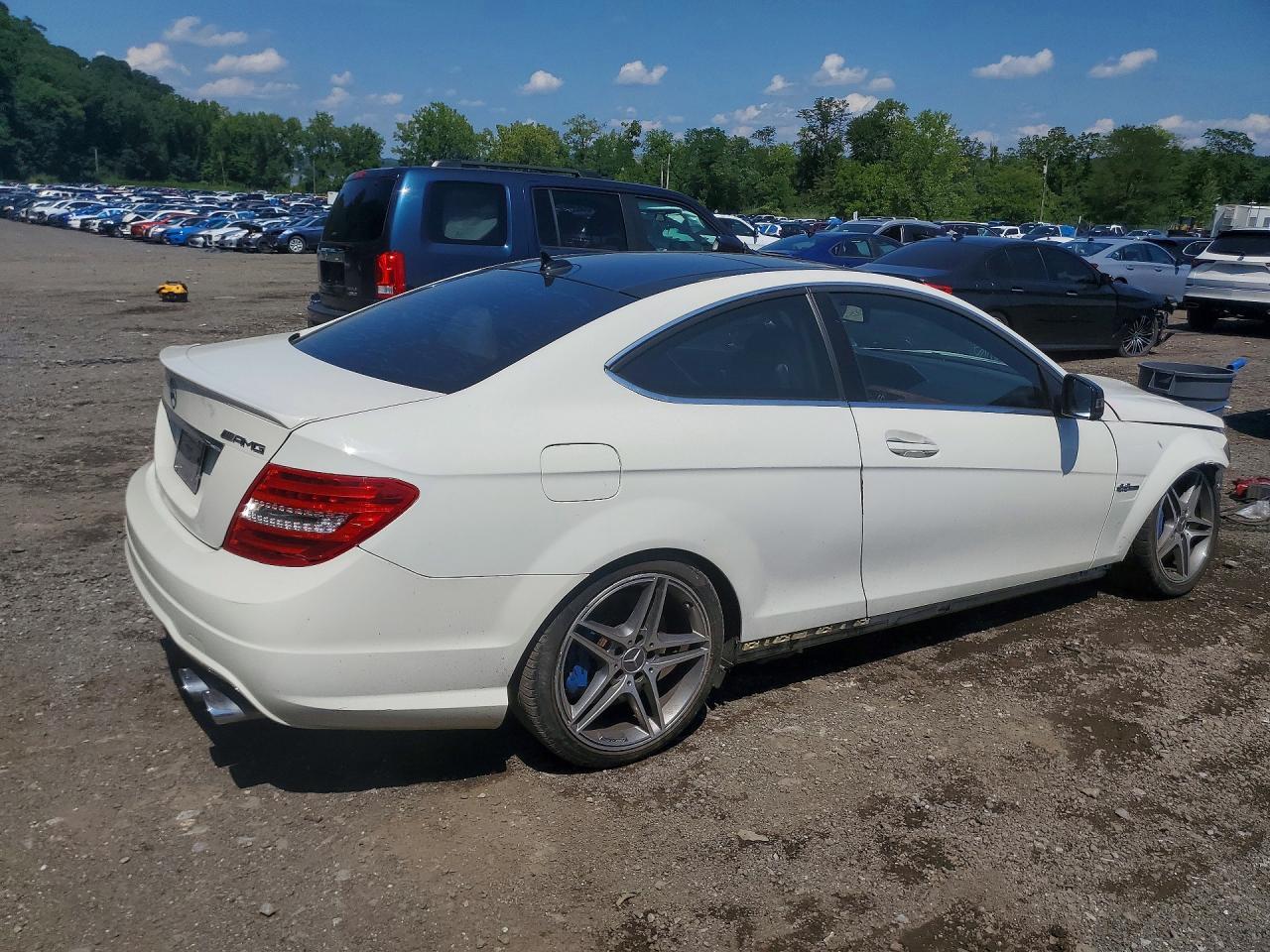 2012 Mercedes-Benz C 63 Amg - Фото 3