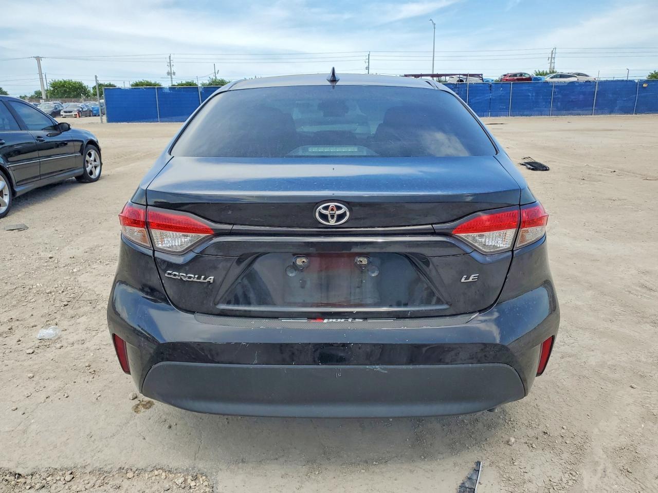 2023 Toyota Corolla Le - Image 6