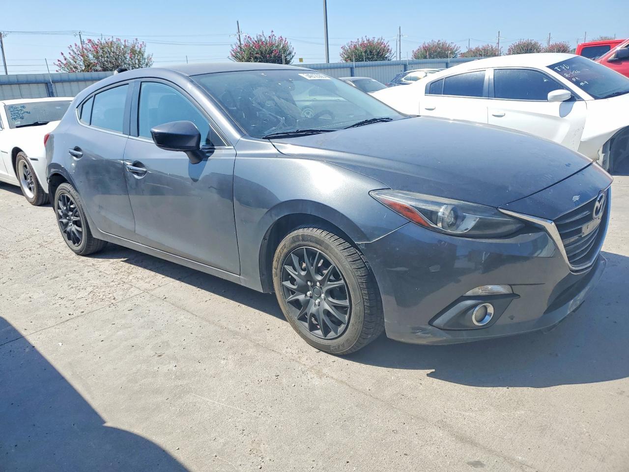 2014 Mazda 3 Touring - Image 4