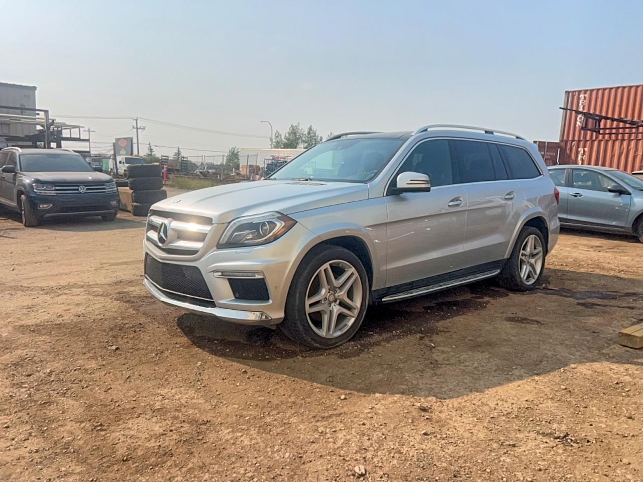 2013 Mercedes-Benz Gl 550 4Matic - Image 2