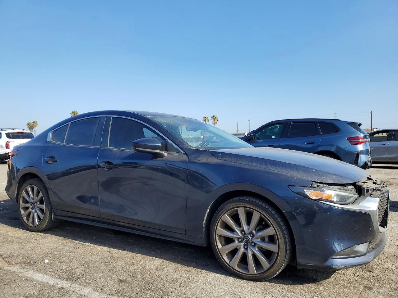 2019 Mazda 3 - Image 4