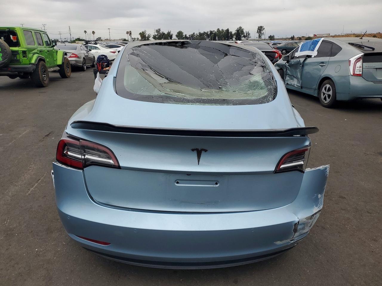 2021 Tesla Model 3 - Фото 6