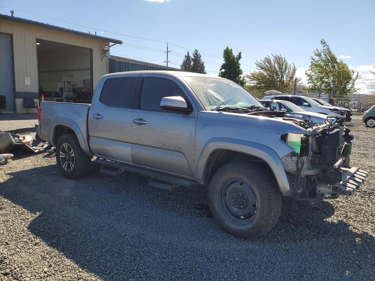 2017 Toyota Tacoma Trd Sport - Фото 4