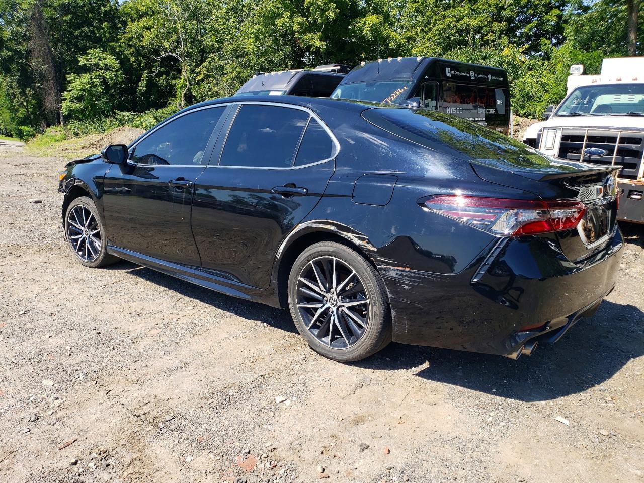 2023 Toyota Camry Hybrid Se - Фото 2