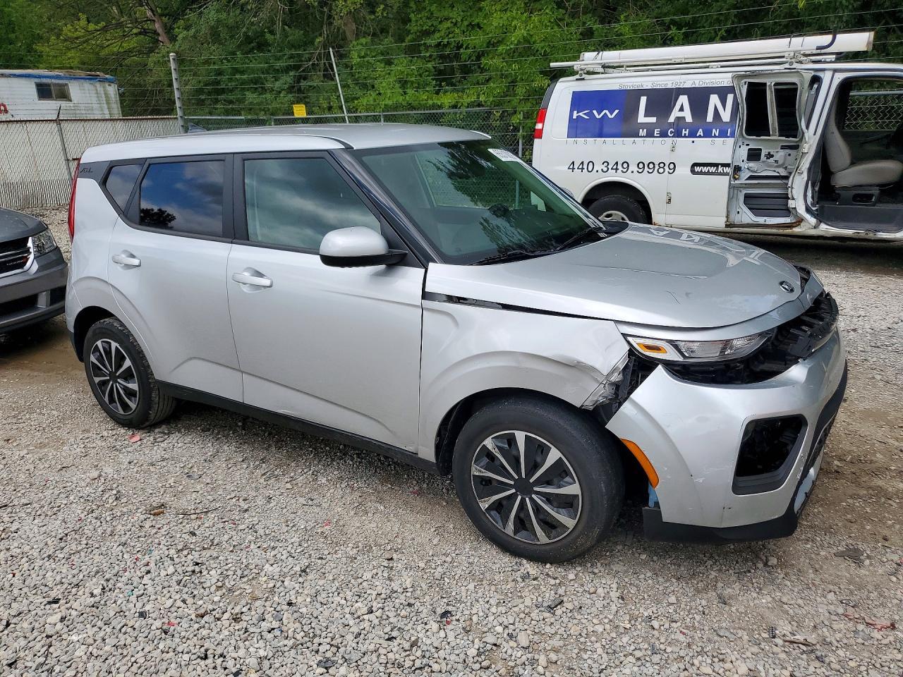 2021 Kia Soul Lx - Image 4