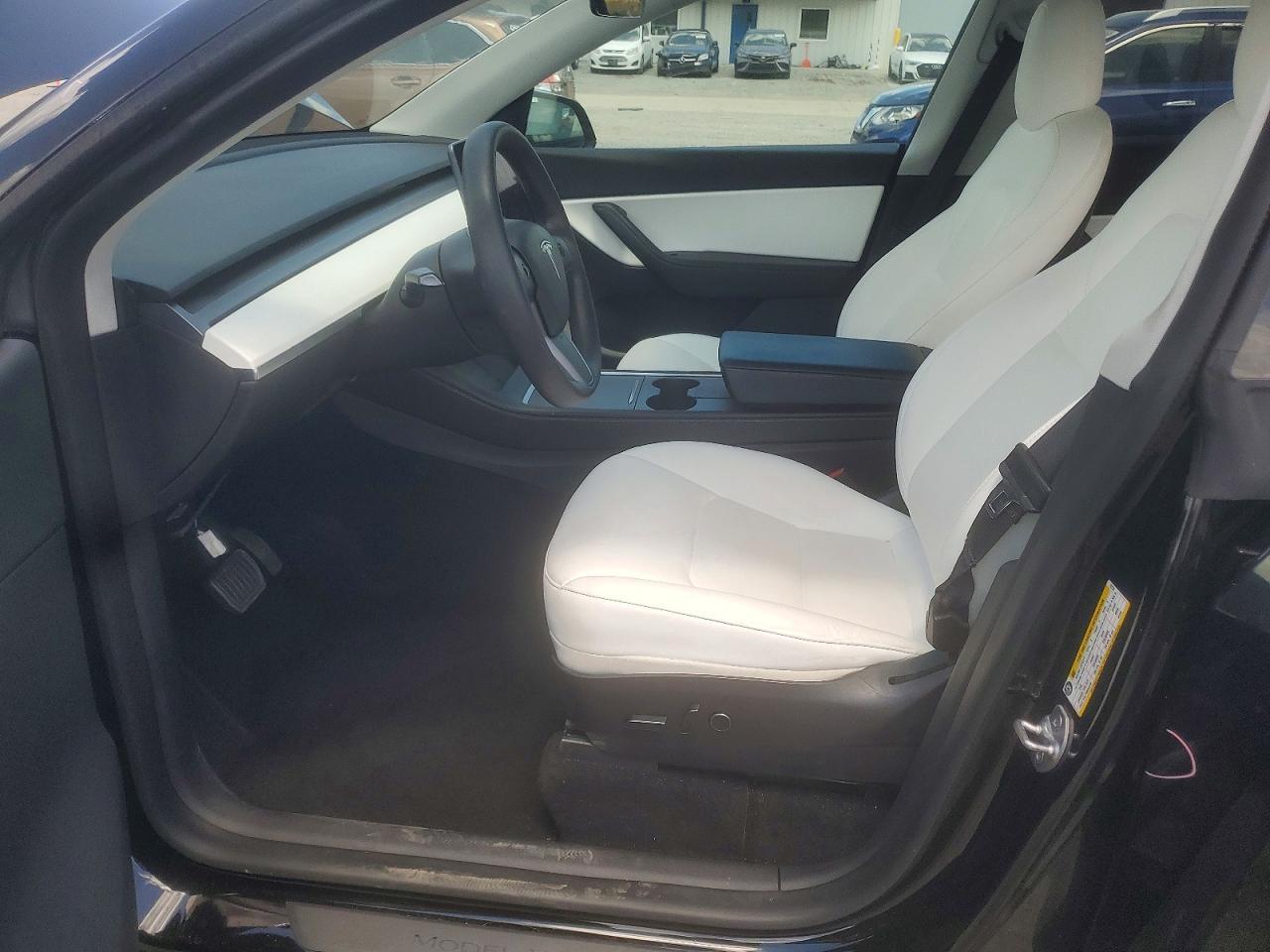 2021 Tesla Model Y - Image 7