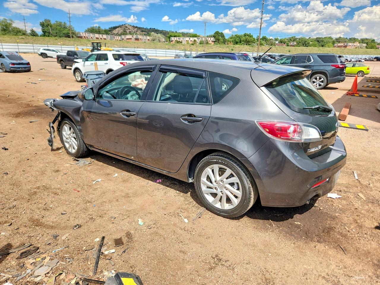 2012 Mazda 3 I - Image 2