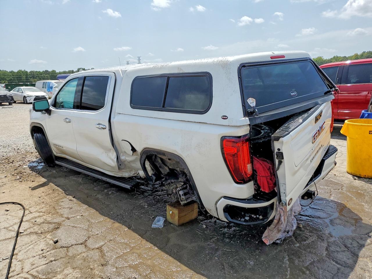 2022 GMC Sierra K1500 Denali - Фото 2