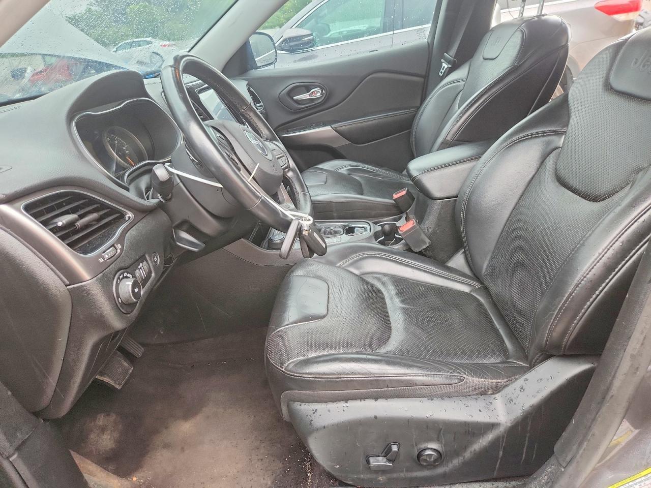 2019 Jeep Cherokee Limited - Image 7