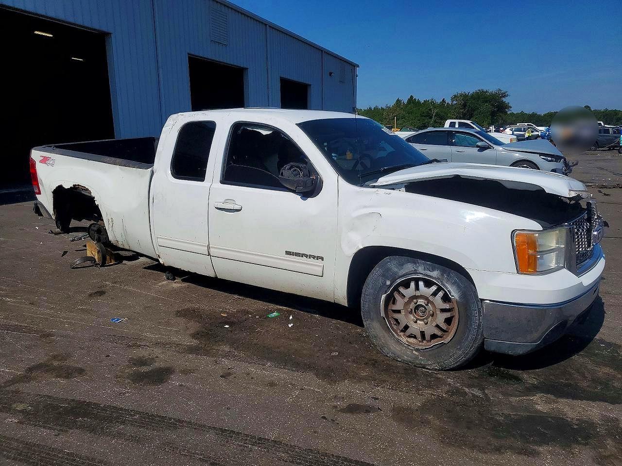 2011 GMC Sierra K1500 Slt - Image 4