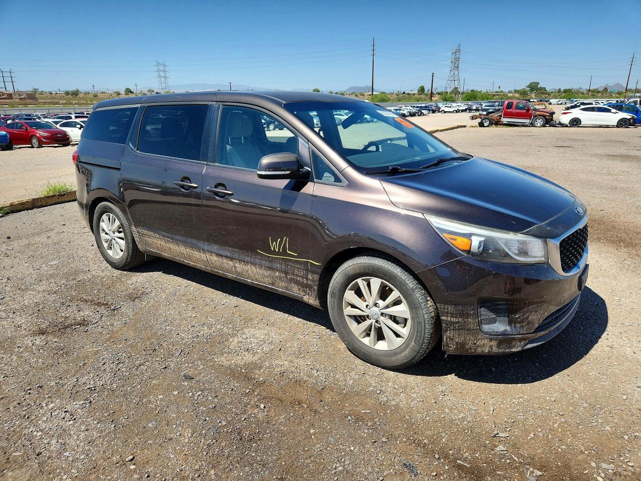 2017 Kia Sedona Lx - Image 4