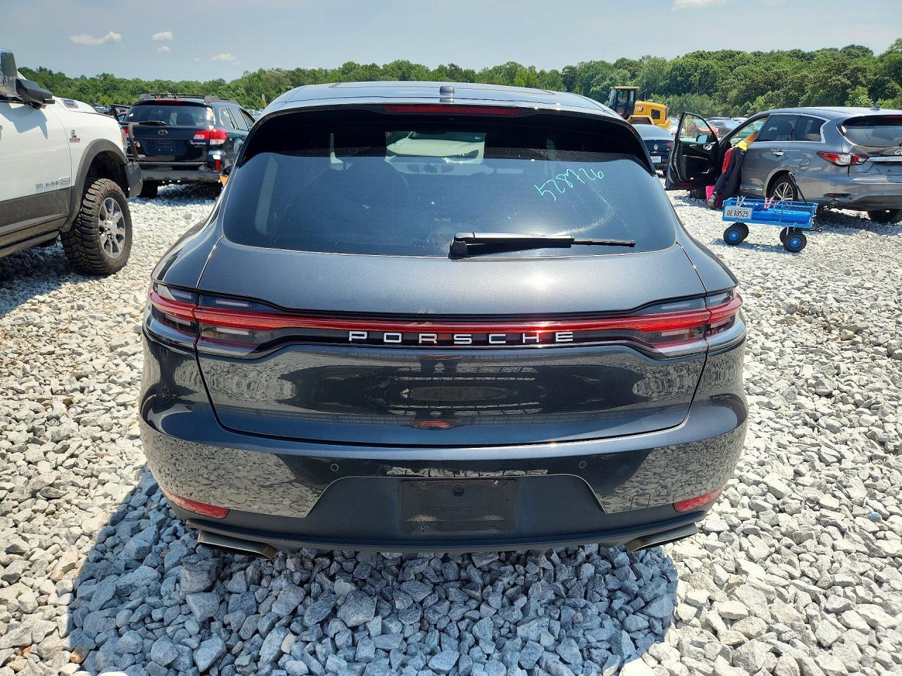 2020 Porsche Macan - Фото 6