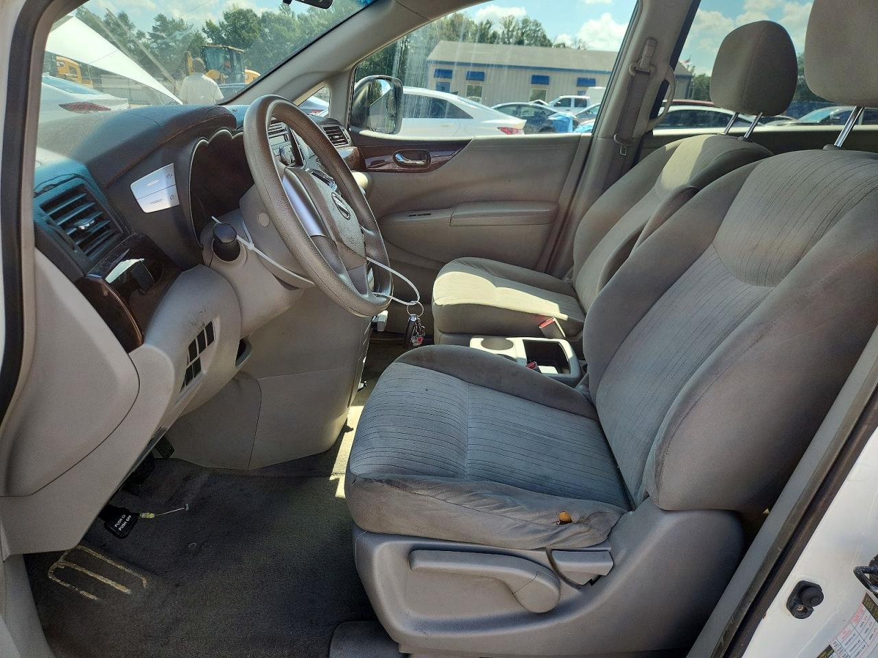 2012 Nissan Quest 3.5 S - Image 7