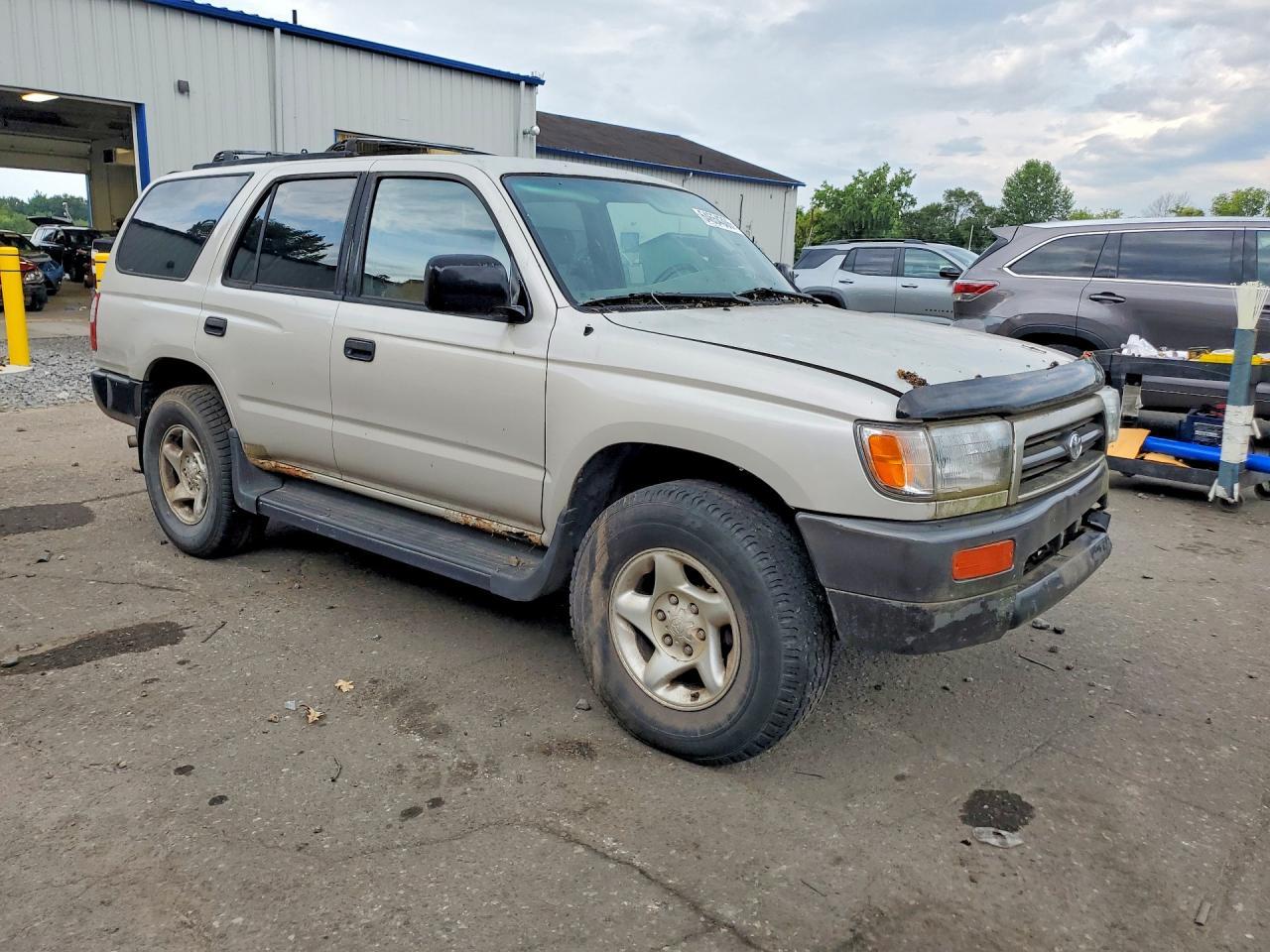 1998 Toyota 4Runner Base - Image 4