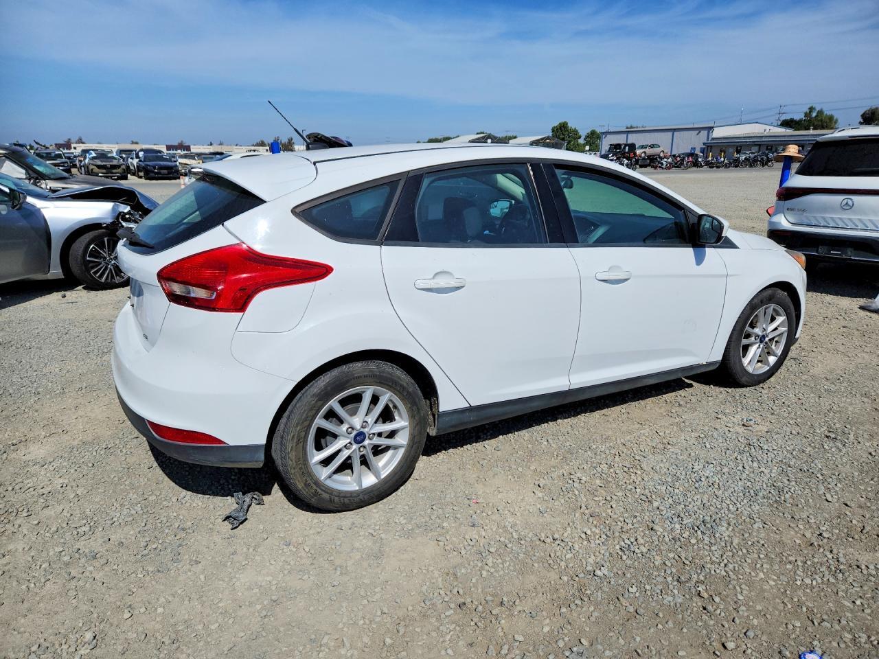 2018 Ford Focus Se - Image 3