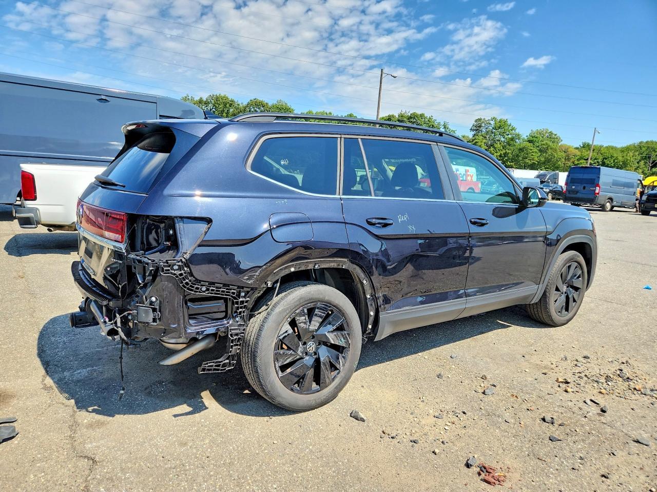 2024 Volkswagen Atlas Se - Image 3