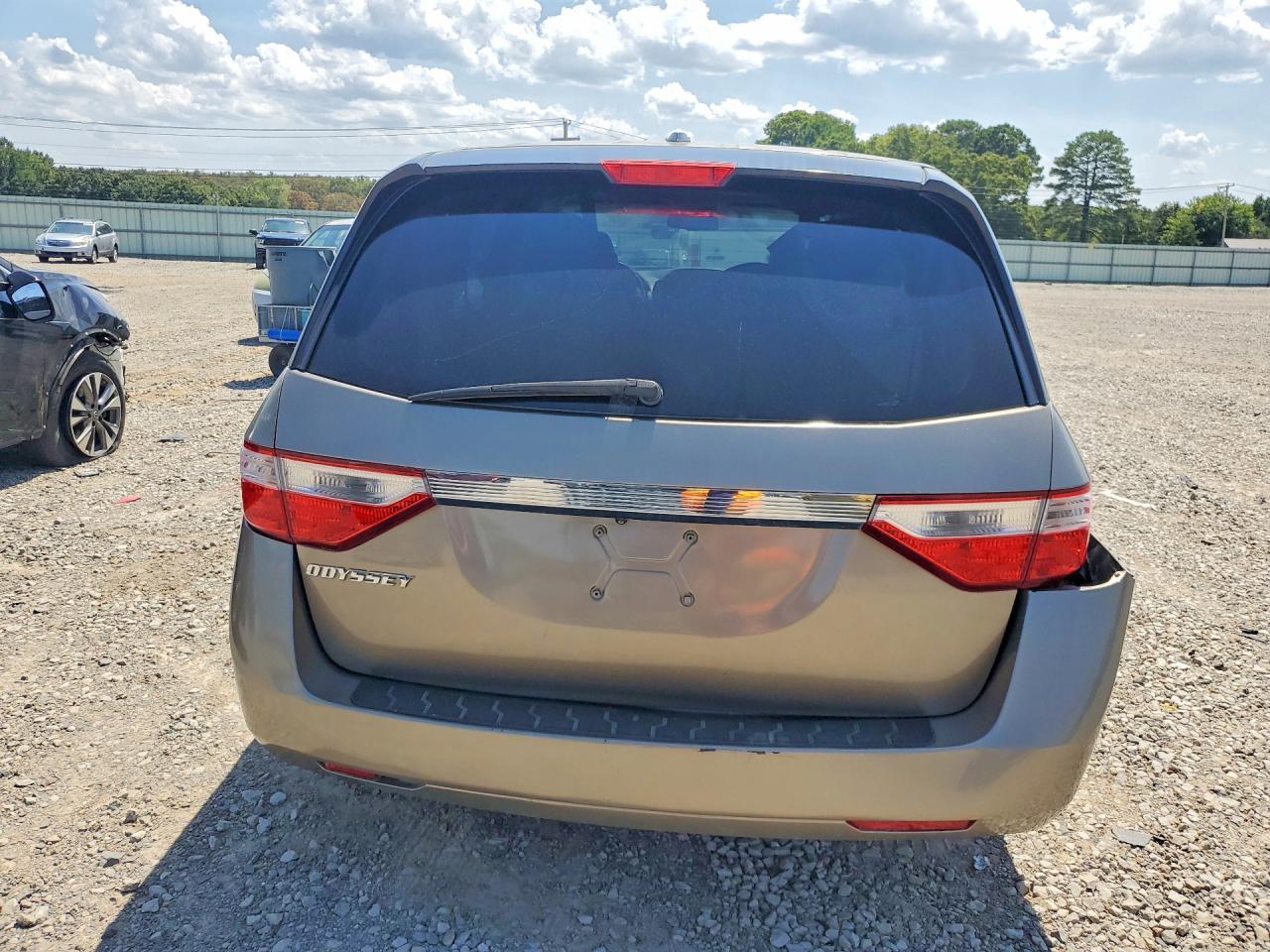 2012 Honda Odyssey Exl - Image 6