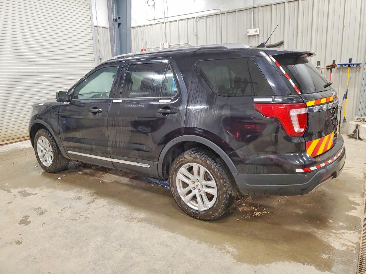 2019 Ford Explorer Xlt - Image 2