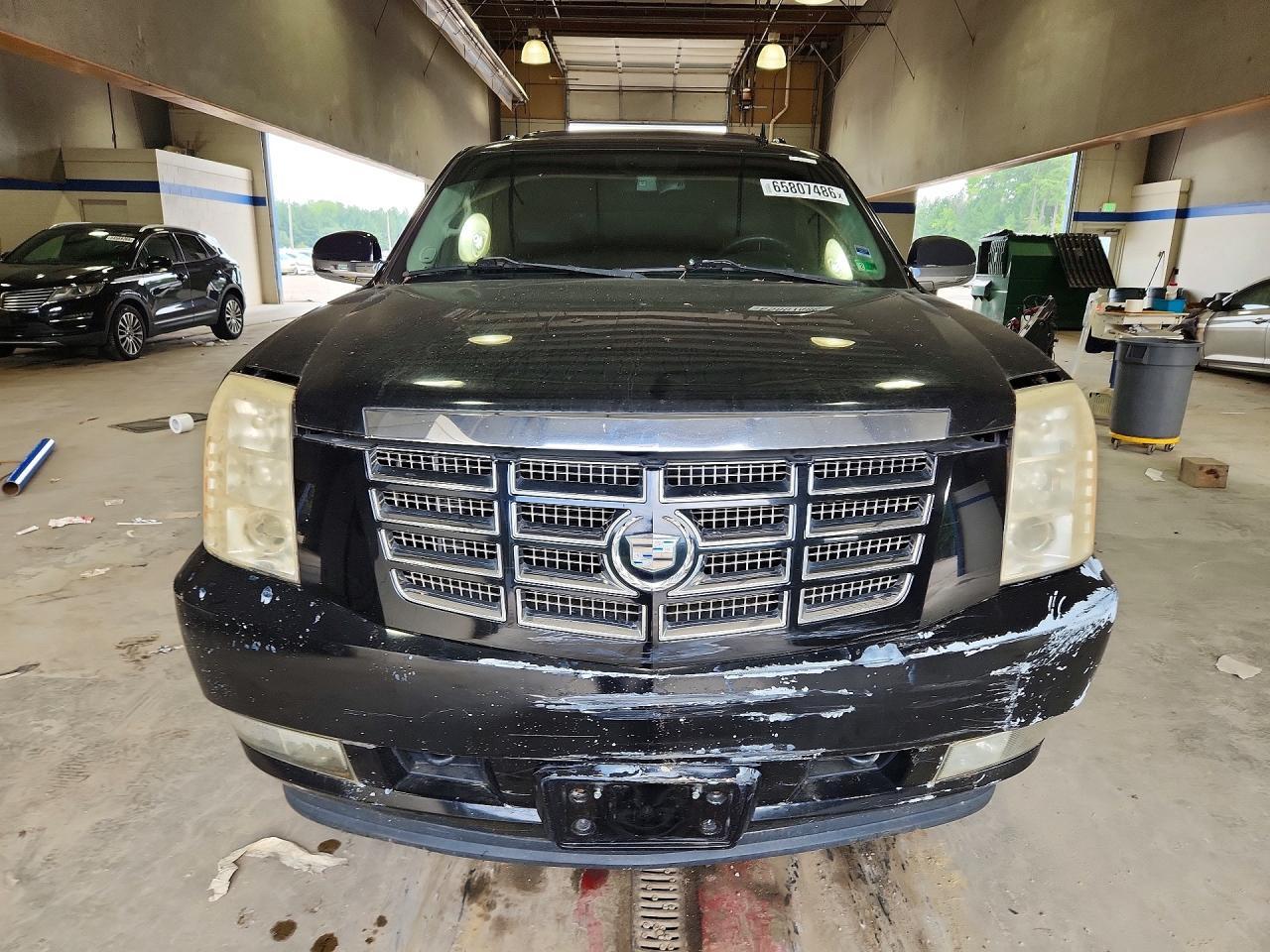 2009 Cadillac Escalade Esv Luxury - Image 5