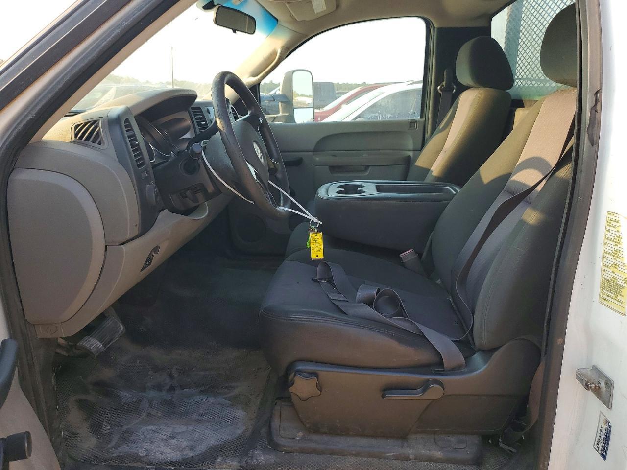 2013 Chevrolet Silverado C3500 - Фото 7