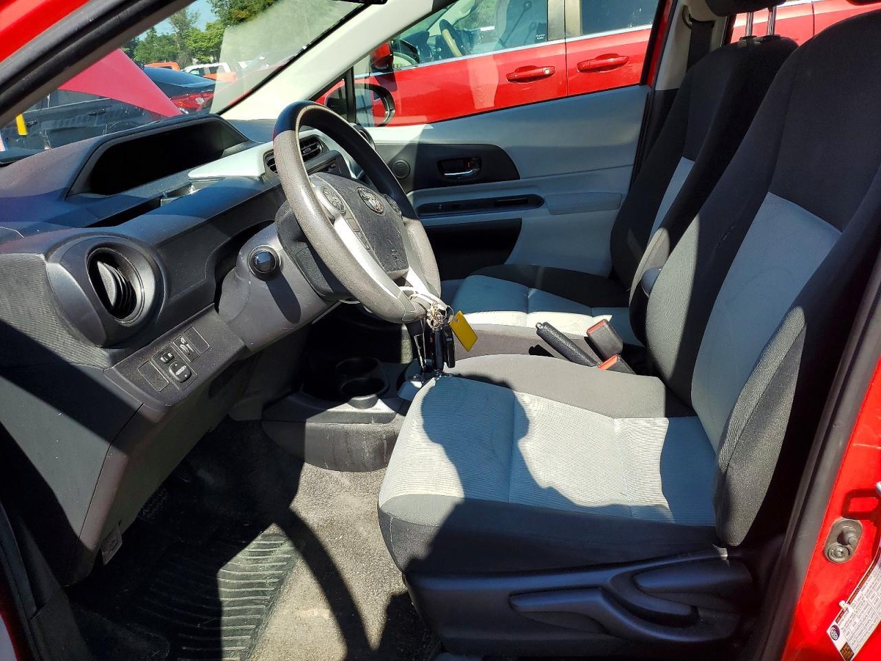 2012 Toyota Prius C Three - Фото 7