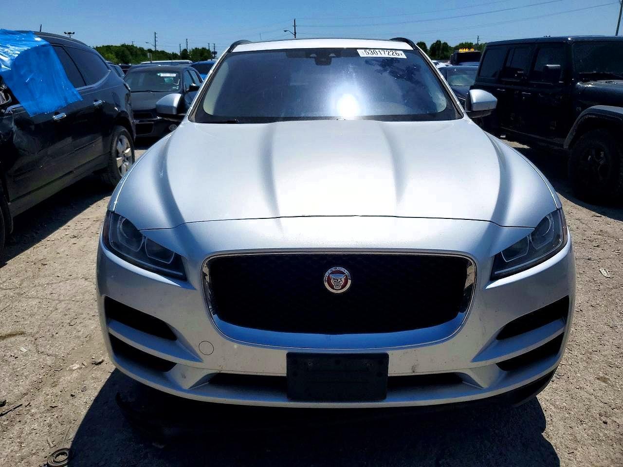 2017 Jaguar F-Pace Premium - Image 5