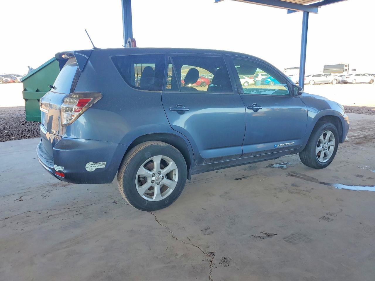 2014 Toyota Rav4 Ev Base - Фото 3